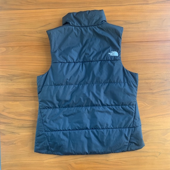 The North Face Black Puffer Vest - Picture 3 of 6